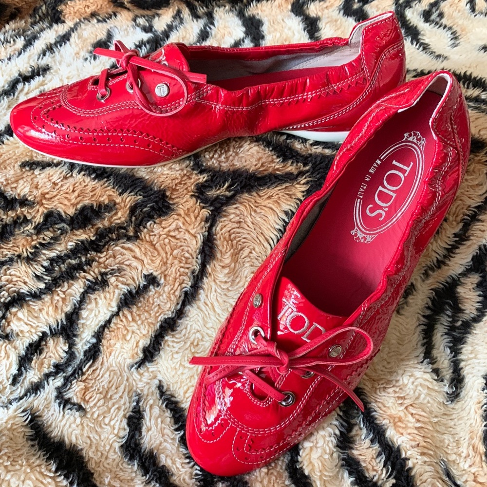 Tod’s Brogue Leather Ballerinas